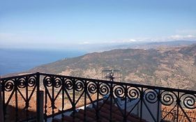 Aurusa - Casa Vacanze Pollina, Sicilia Autentica